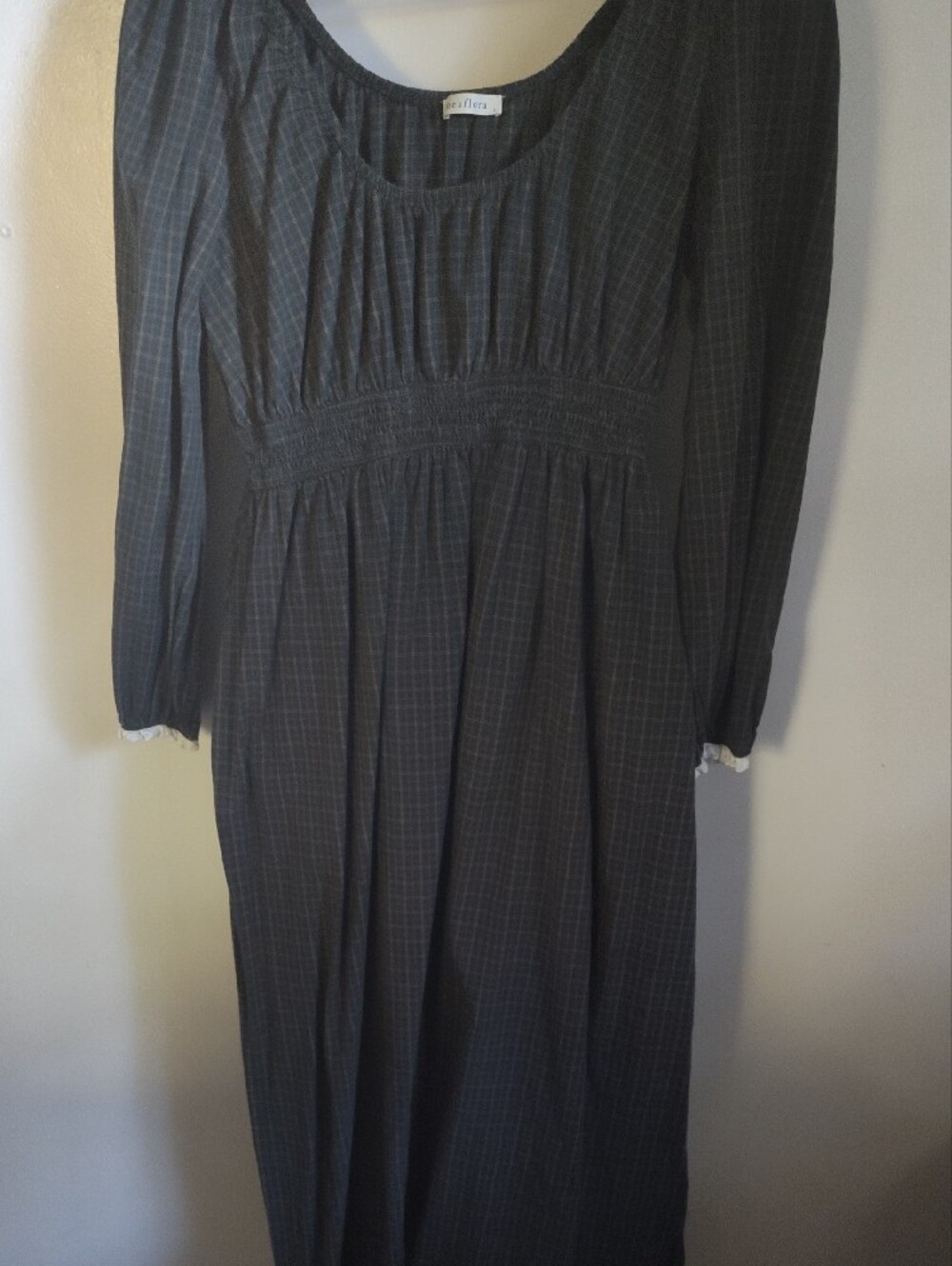 Neuflora Chapel Hill Dress - Picture 2 of 5